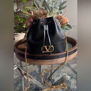 Authentic black Valentino leather crossbody chain bag. Used twice. Rare find.